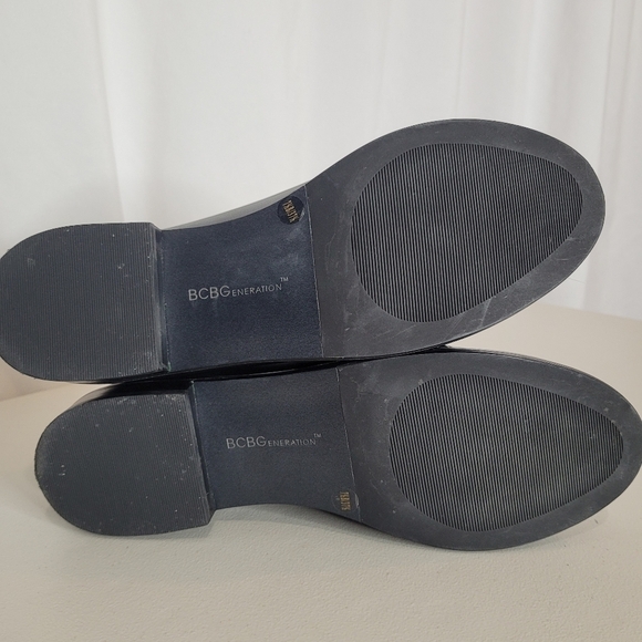 BCBGeneration Brandi Black Leather Side Zip Slip On Loafers - Size 7.5 - Picture 11 of 12
